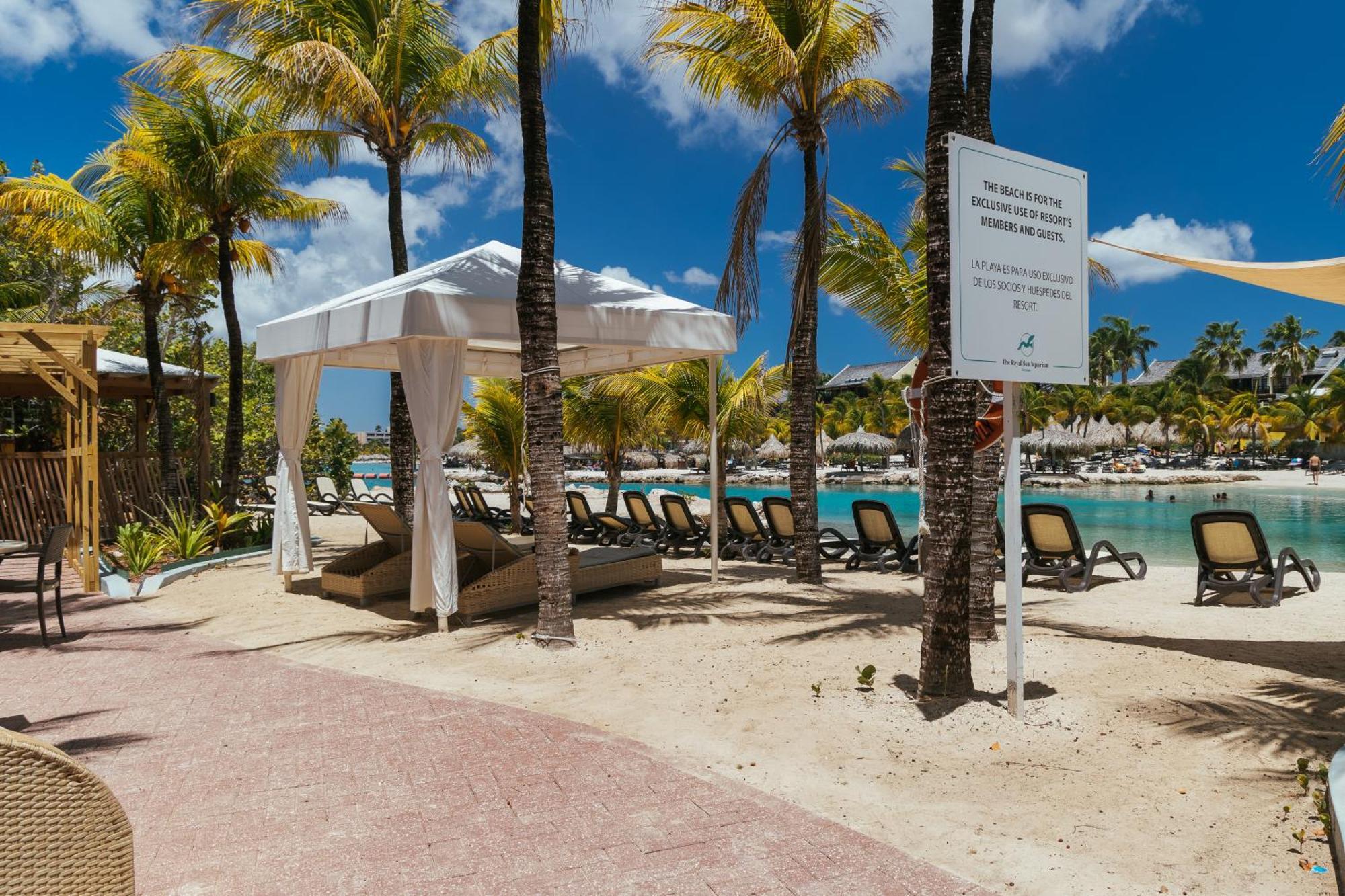 The Royal Sea Aquarium Resort Willemstad Exteriér fotografie